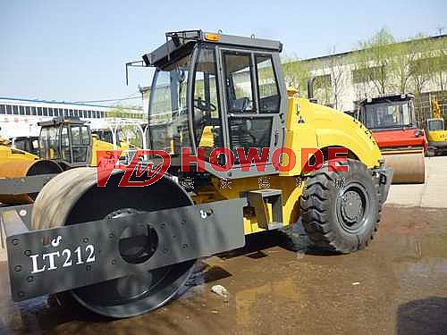 LT212 Road Roller will export to Africa