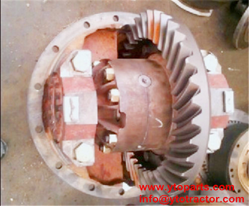 Differential assembly for YTO road roller